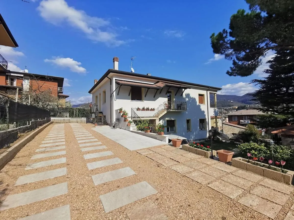 Apartment Stanza In Villa Marirosa Negrar Italien